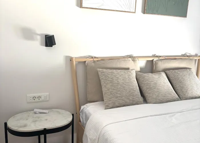 아파트호텔 Stella's Beachfront 3*