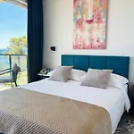 아파트호텔 Stella's Beachfront - - Free Parking 스플리트