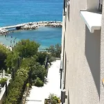 아파트호텔 Stella's Beachfront - - Free Parking 스플리트