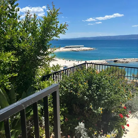 Stella's Beachfront - - Free Parking Appart hôtel 3*
