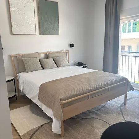 Stella's Beachfront - - Free Parking 3*