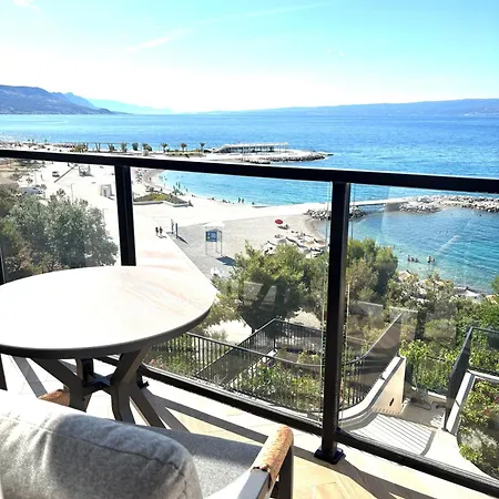 Stella'S Beachfront Aparthotel