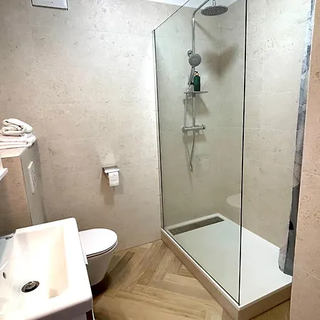 Stella's Beachfront Split