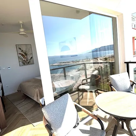 Stella's Beachfront - - Free Parking 3* Split