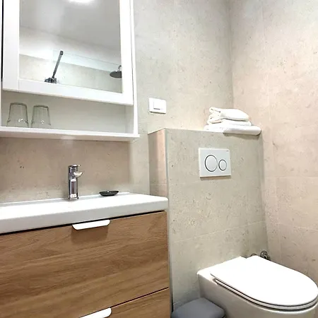 Stella'S Beachfront Aparthotel 3*