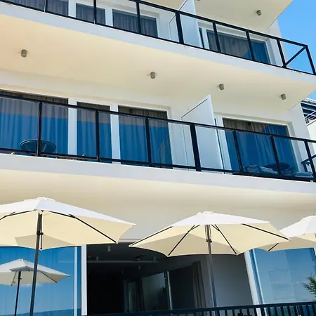 Stella'S Beachfront Aparthotel 3* Spalato