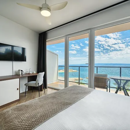Stella's Beachfront - - Free Parking Appart hôtel Split
