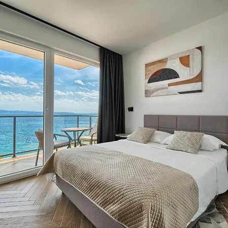 Stella'S Beachfront Aparthotel 3* Spalato