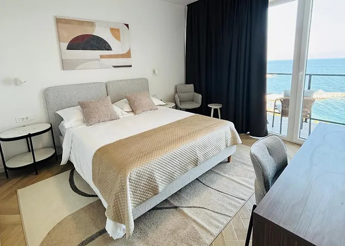 Stella's Beachfront Apartmanhotel