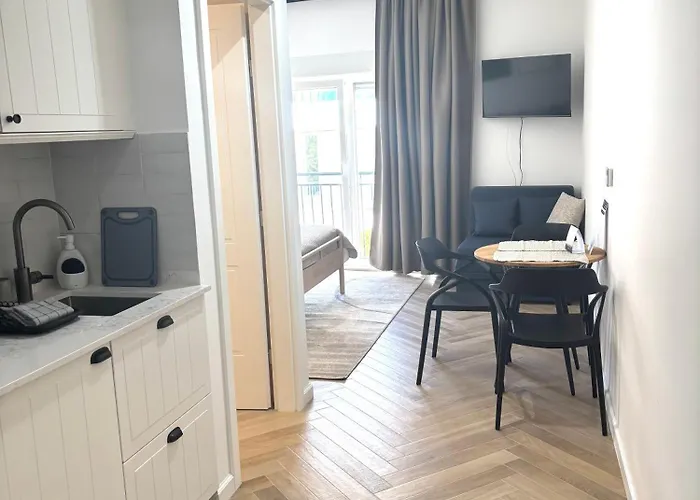 Stella's Beachfront سبليت